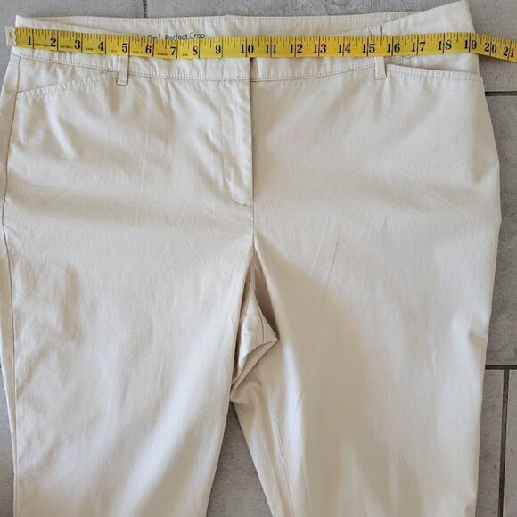 Talbots  Cropped Pants  Beige Bridge size 16p - Picture 7 of 10